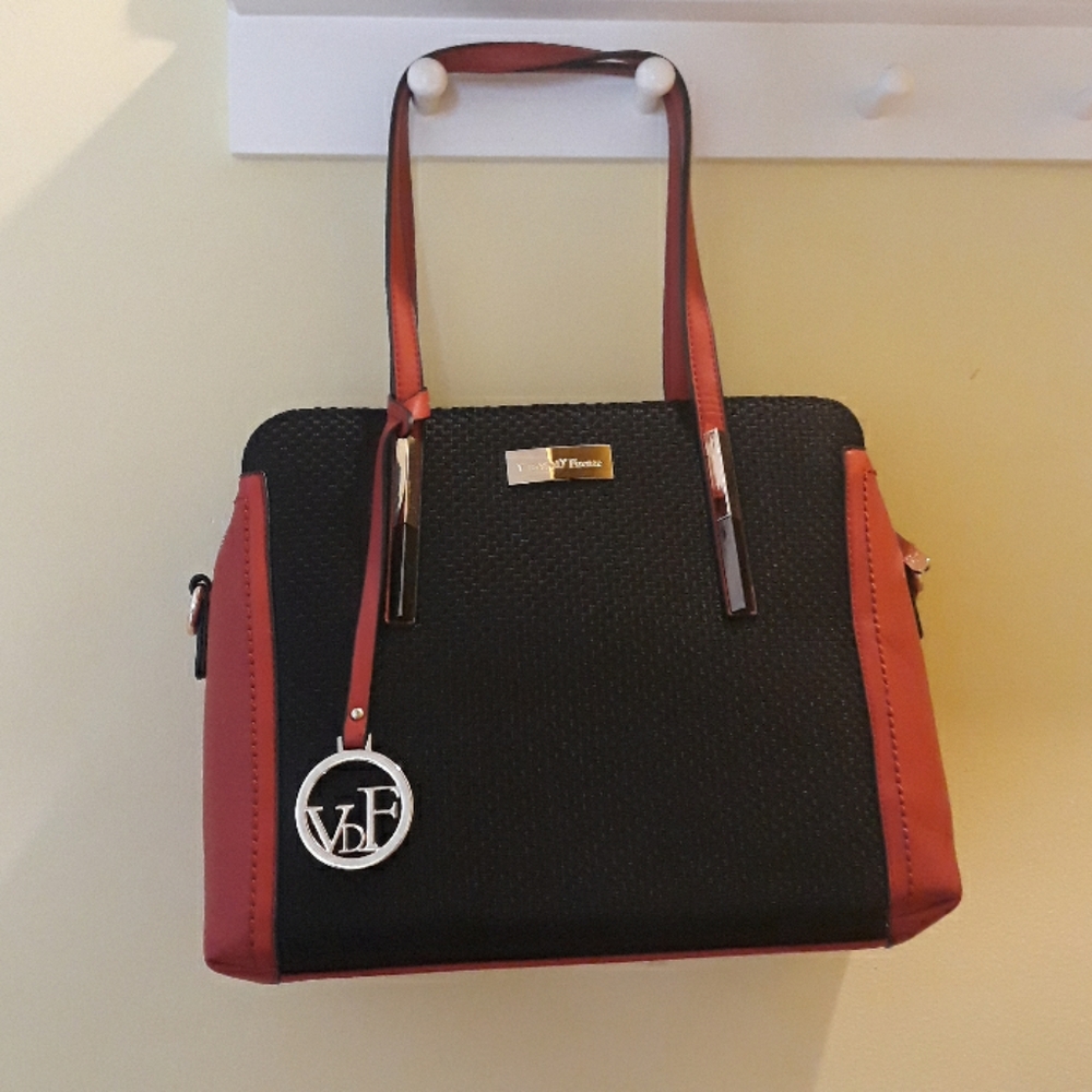 Victorino D' Fiorence bag..